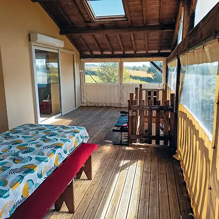 Pavillon Du Capitaine -25min Parc-by R&g בית נופש Montournais